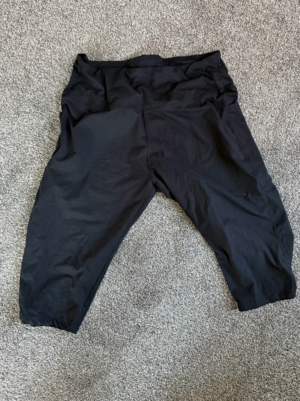 Old Navy Black Capri Leggings